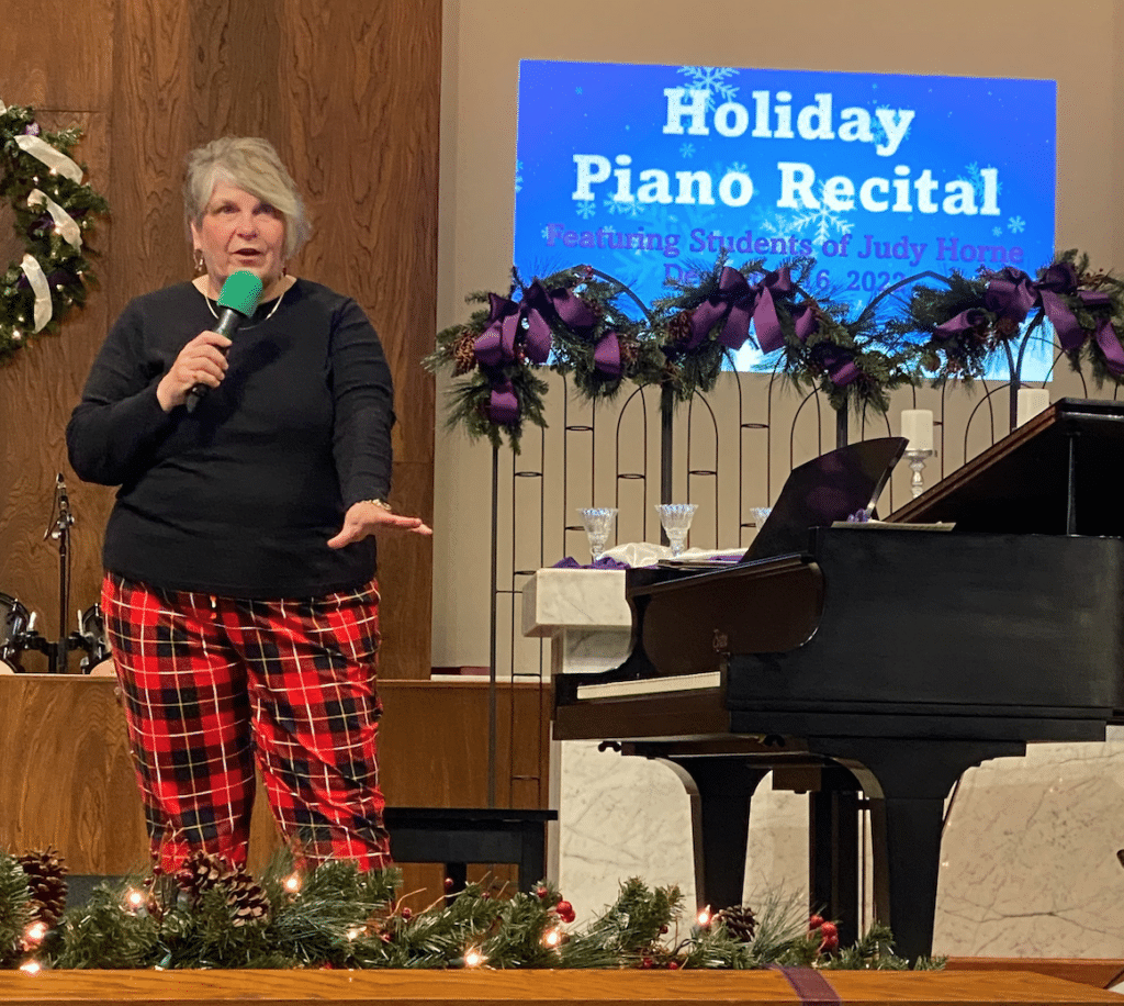 What should I say to begin and end a piano recital? | Judy Horne Holiday Recital | ComposeCreate.com